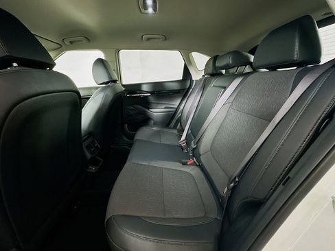 Used 2025 Kia Seltos S image 27