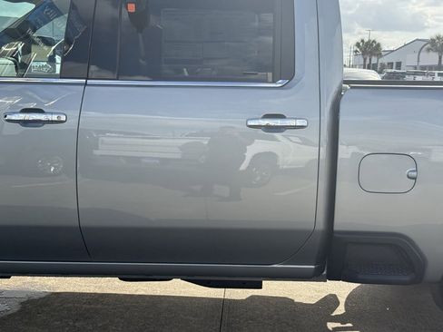 New 2025 Chevrolet Silverado 2500 LTZ w/ LTZ Convenience Package image 17