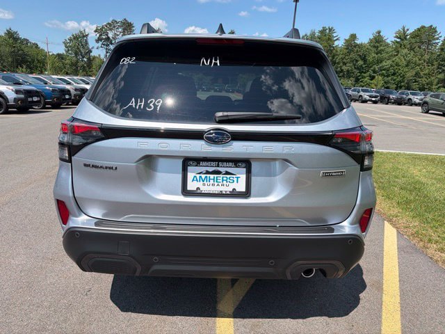 New 2026 Subaru Forester Touring AWD/4WD image 6