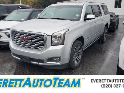 Used 2019 GMC Yukon XL Denali w/ Denali Ultimate Package