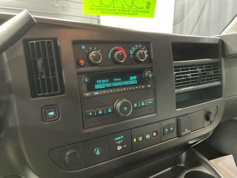 Used 2025 Chevrolet Express 3500 LT w/ LT Preferred Equipment Group image 15