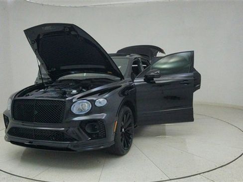 Used 2022 Bentley Bentayga Speed image 68