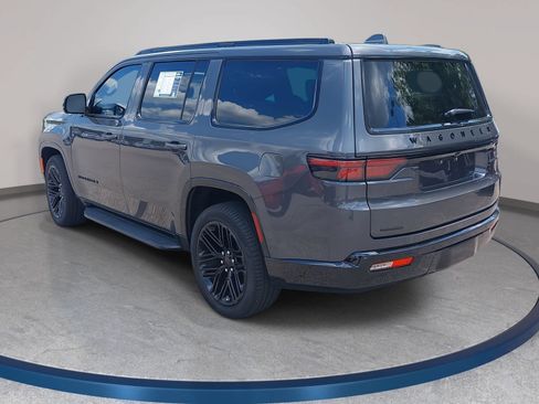 Used 2023 Jeep Wagoneer Series II AWD/4WD image 7