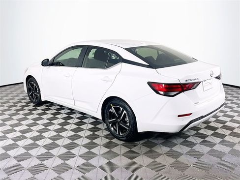 New 2025 Nissan Sentra SV image 5
