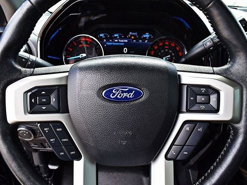 Used 2019 Ford F250 Lariat w/ Lariat Ultimate Package AWD/4WD image 39