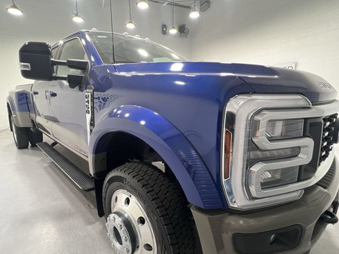 Used 2026 Ford F450 King Ranch w/ FX4 Off-Road Package AWD/4WD image 2