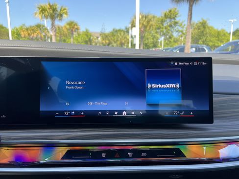 Certified 2024 BMW 760i xDrive AWD/4WD image 23