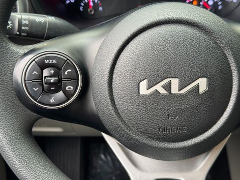 Used 2022 Kia Soul LX FWD image 19