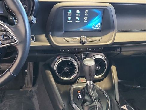 Used 2018 Chevrolet Camaro LT image 26