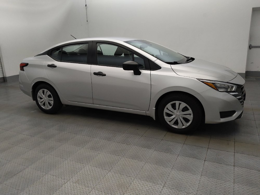 Used 2025 Nissan Versa S w/ Trunk Package FWD image 11