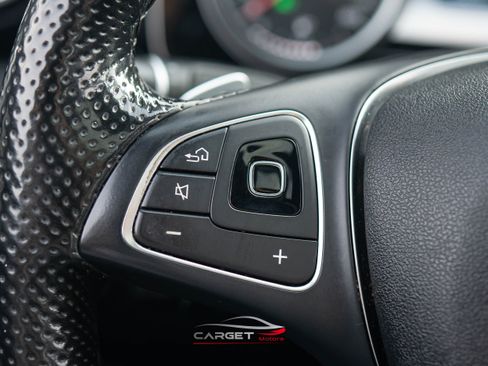 Used 2017 Mercedes-Benz E 300 4MATIC image 24