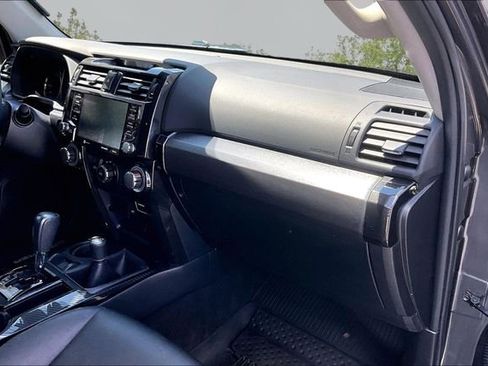 Used 2021 Toyota 4Runner Venture w/ Moonroof Package AWD/4WD image 15