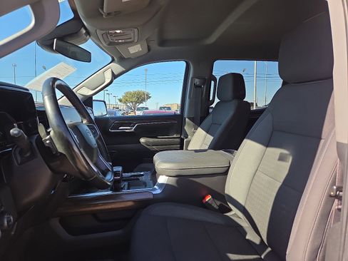 Used 2024 Chevrolet Silverado 1500 LT Trail Boss w/ Protection Package image 12