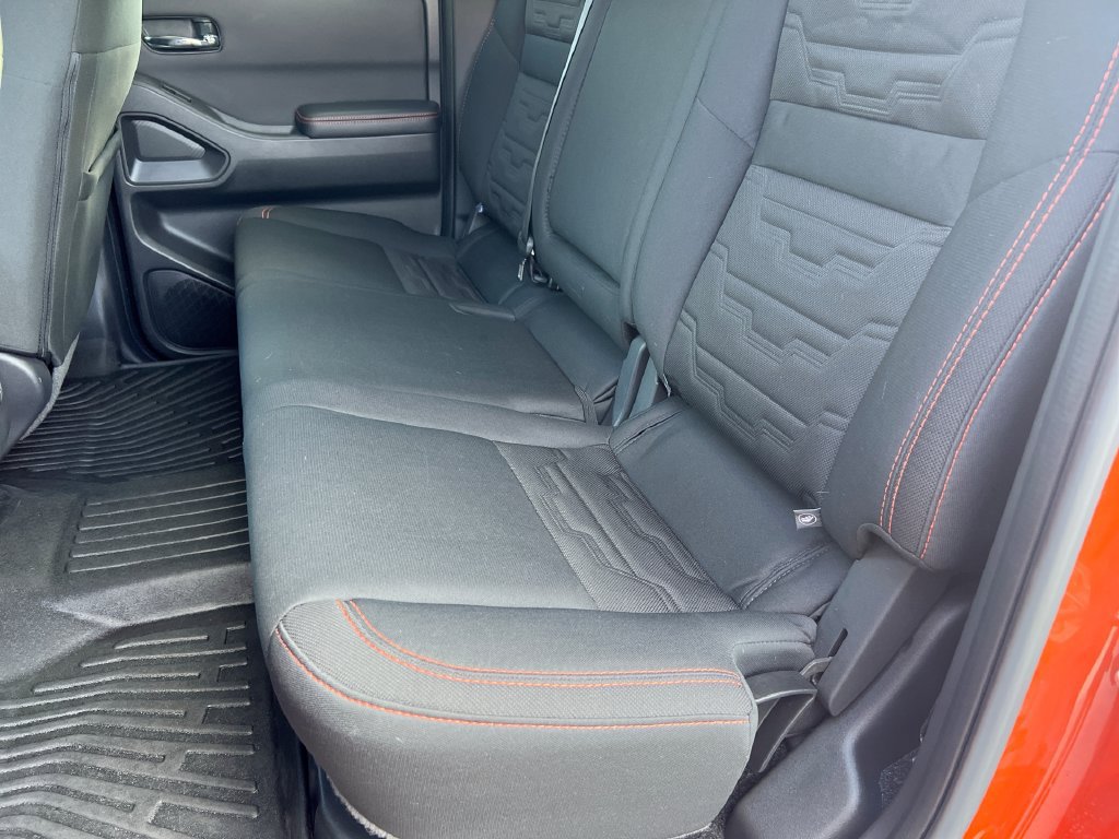 Used 2025 Nissan Frontier PRO-4X w/ Pro Convenience Package AWD/4WD image 28