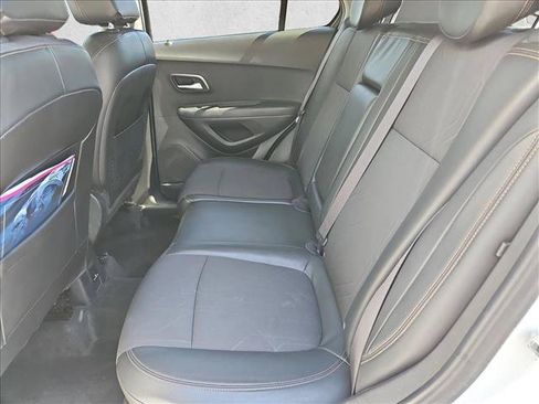 Certified 2018 Chevrolet Trax LT w/ LT Convenience Package AWD/4WD image 24