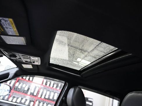 Used 2018 Toyota Tacoma TRD Off-Road image 21