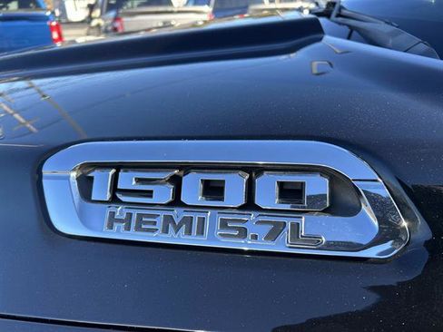 Used 2019 RAM 1500 Big Horn image 11