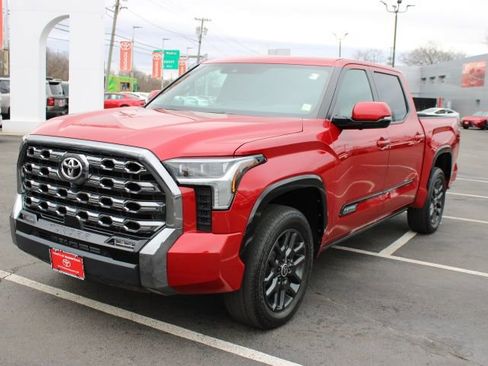 Used 2024 Toyota Tundra Platinum image 1