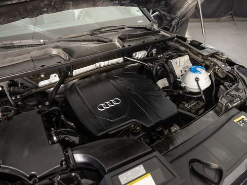 Used 2022 Audi Q5 2.0T Premium Plus AWD/4WD image 25