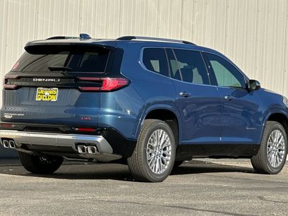New 2026 GMC Acadia Denali w/ Super Cruise Package