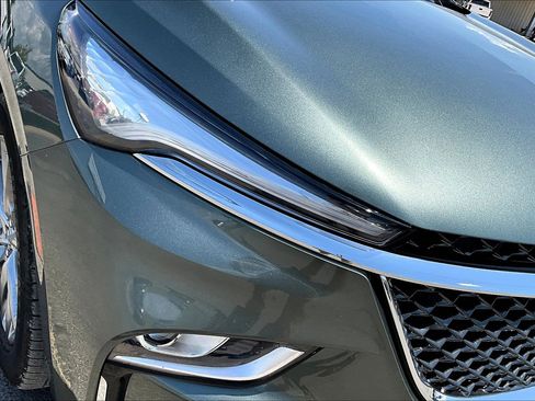 Used 2023 Buick Enclave Avenir image 32