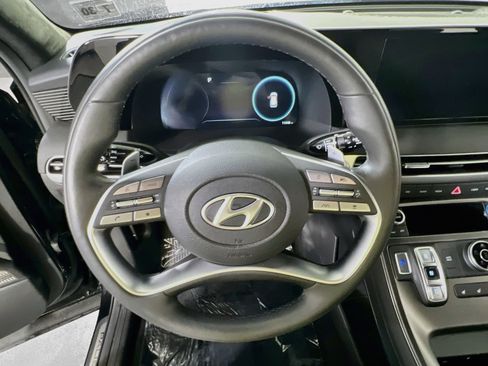 Used 2025 Hyundai Palisade Calligraphy AWD/4WD image 11