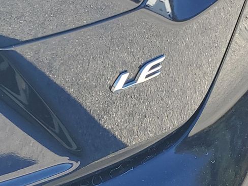 Used 2021 Toyota Corolla LE w/ LE Premium Package image 38