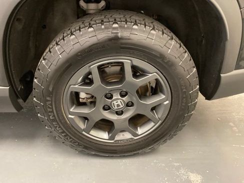 Used 2024 Honda Pilot TrailSport image 33