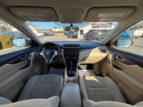 Used 2016 Nissan Rogue S image 22