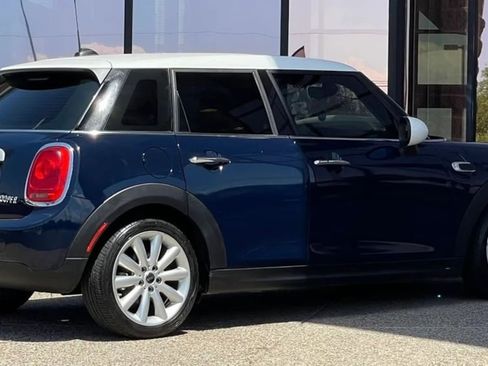 Used 2015 MINI Cooper 4-Door Hardtop image 14