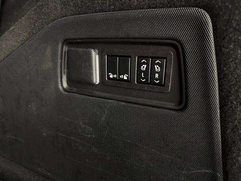 Used 2023 Cadillac Escalade Sport AWD/4WD image 88
