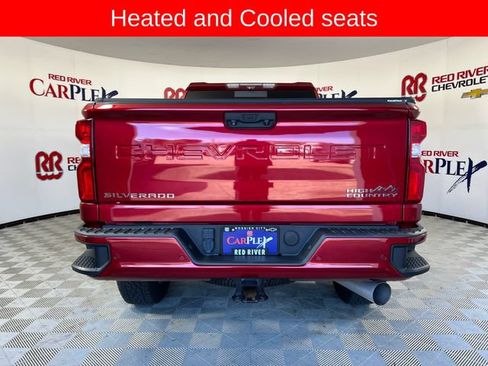 Used 2020 Chevrolet Silverado 2500 High Country w/ Technology Package AWD/4WD image 8