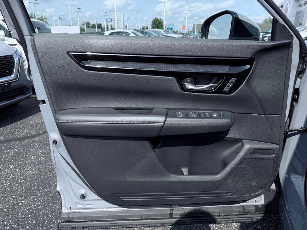 Used 2024 Honda CR-V EX-L image 14