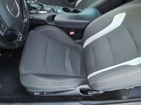 Used 2021 Chevrolet Camaro LT image 7