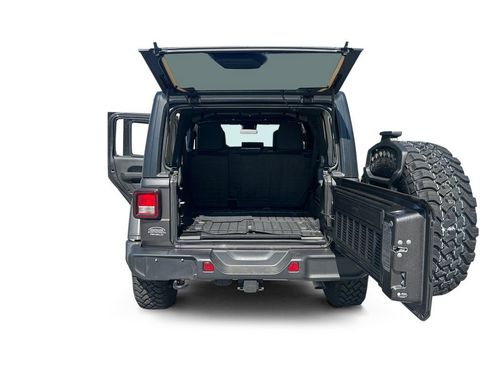 Used 2025 Jeep Wrangler Unlimited Sport AWD/4WD image 28