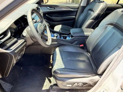 Used 2022 Jeep Grand Cherokee Limited 4xe AWD/4WD image 10