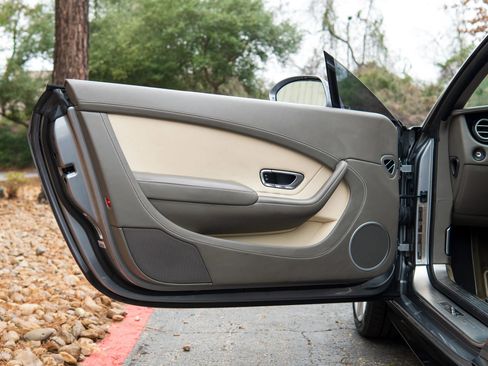 Used 2017 Bentley Continental GT V8 S image 27