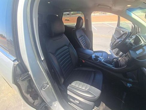 Used 2017 Ford Edge SEL w/ Equipment Group 201A FWD image 10