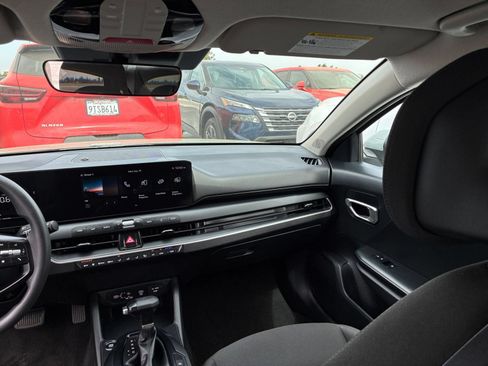 Used 2026 Kia K4 FWD image 33