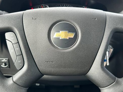 Used 2024 Chevrolet Express 3500 w/ Power Convenience Package RWD image 19