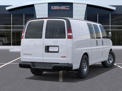 New 2026 GMC Savana 3500 RWD image 4