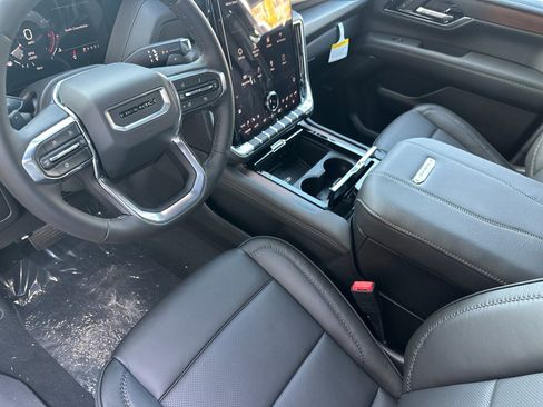 New 2026 GMC Yukon XL Denali w/ Sun & Power Step Package image 10