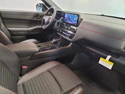 New 2026 Nissan Pathfinder Rock Creek image 26