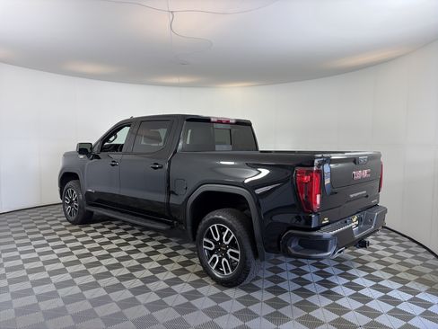 Used 2023 GMC Sierra 1500 AT4 w/ AT4 Premium Package AWD/4WD image 8