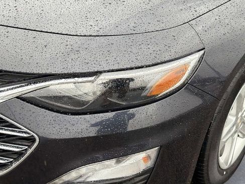 Used 2023 Chevrolet Malibu LT image 9