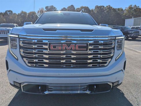 New 2026 GMC Sierra 1500 Denali w/ Denali Reserve Package AWD/4WD image 8