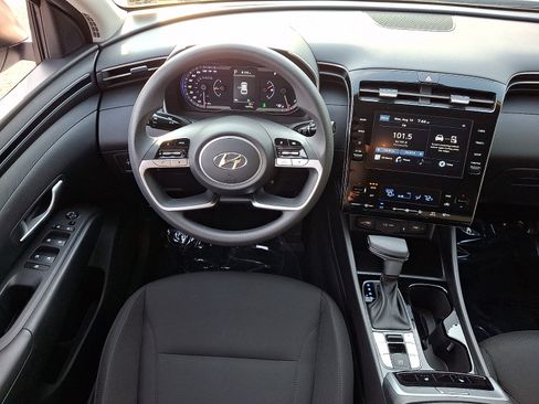 Certified 2024 Hyundai Tucson SEL AWD/4WD image 12