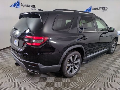 Certified 2024 Honda Pilot Elite image 8