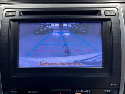 Used 2012 Toyota Camry XLE FWD image 22