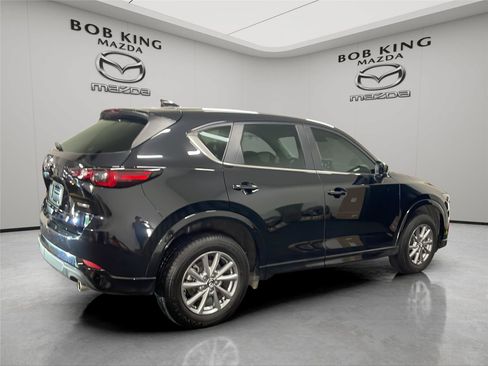 Used 2025 MAZDA CX-5 AWD 2.5 S w/ Select Package image 5